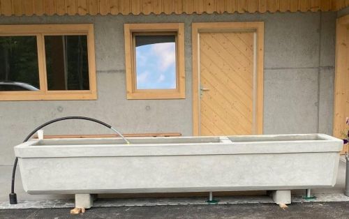Betonbrunnentrog Spezialausführung